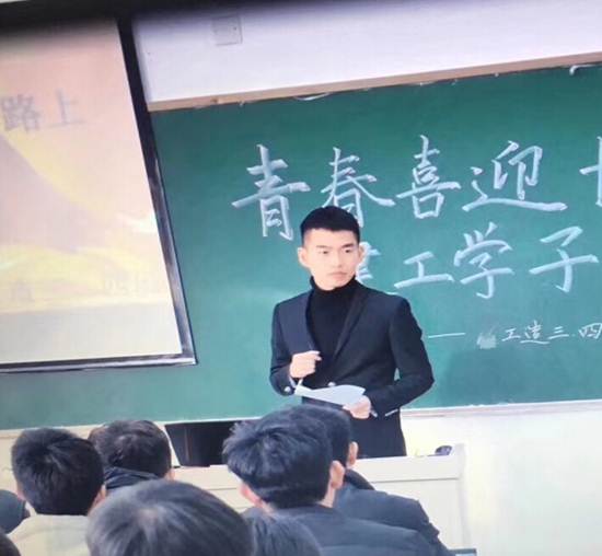说明: D:\我的文档\Tencent Files\690003450\Image\C2C\E8B837203036DC236E556E0235CE5725.png